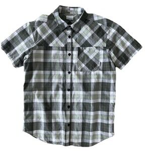 Columbia Men's Green Gray Plaid Short Sleeve Stretch Cotton Shirt - Size Medium